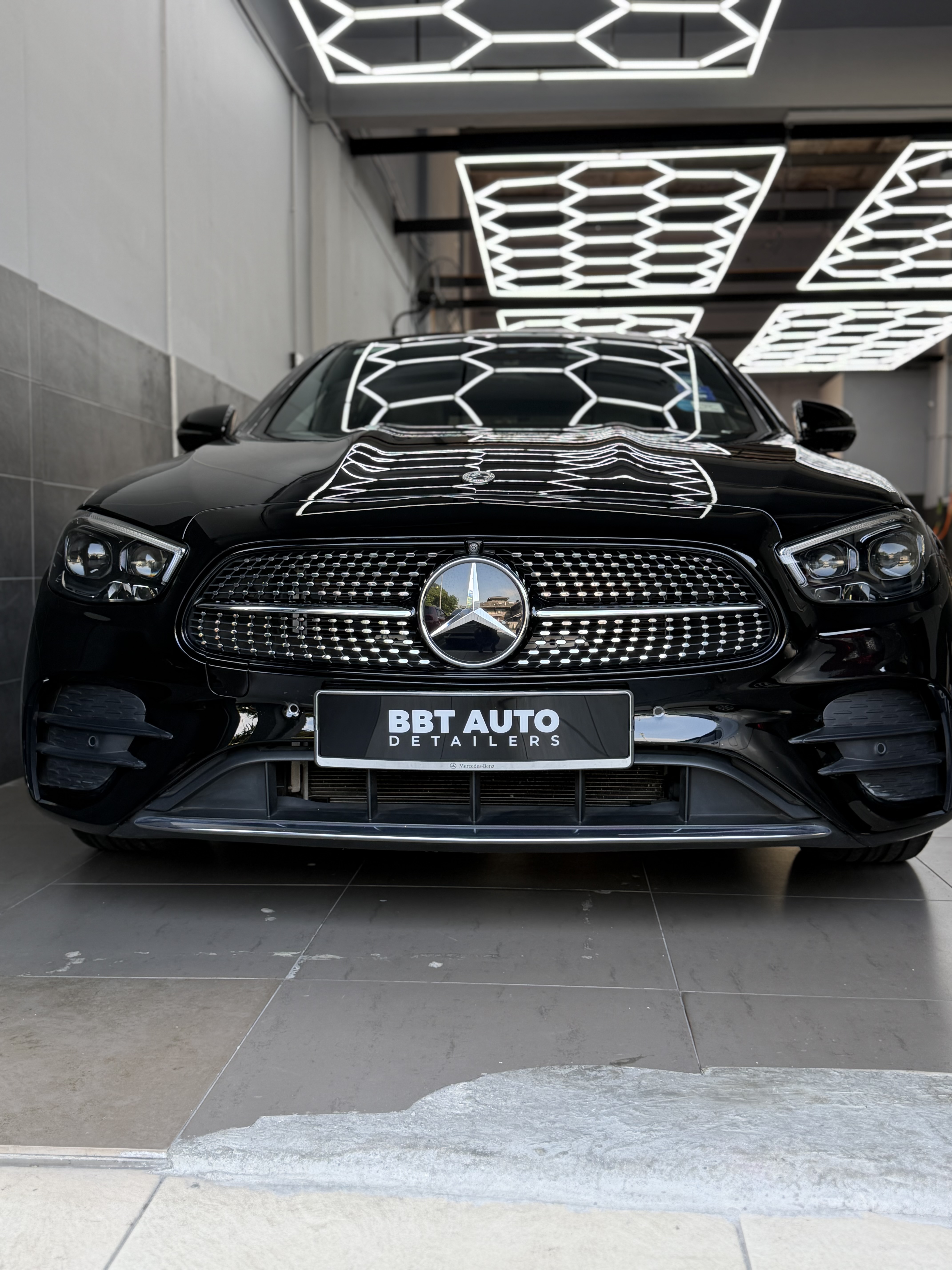 BBT Auto Detailers work